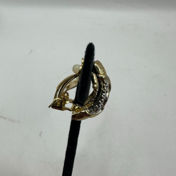 Vintage Two-Tone Gold & Silver Clip-On Earrings With Textured Design - Picture 2 of 5